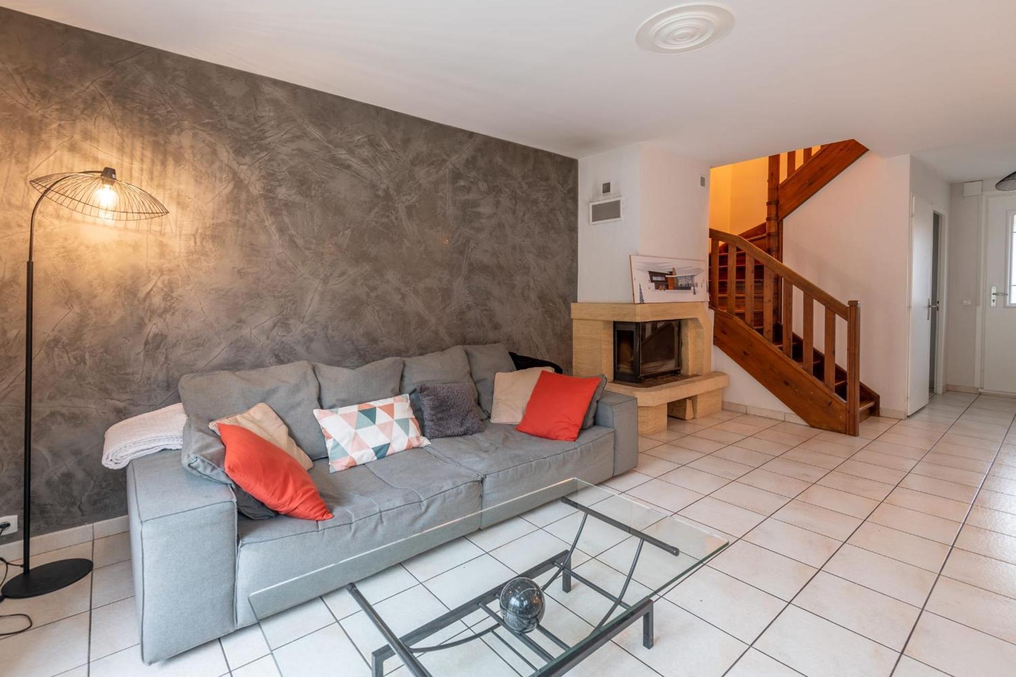 Holiday home Alpiloc - Town House With Garden And Winter Lounge