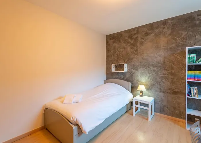Alpiloc - Town House With Garden And Winter Lounge